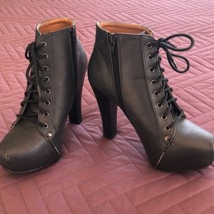 Heeled booties